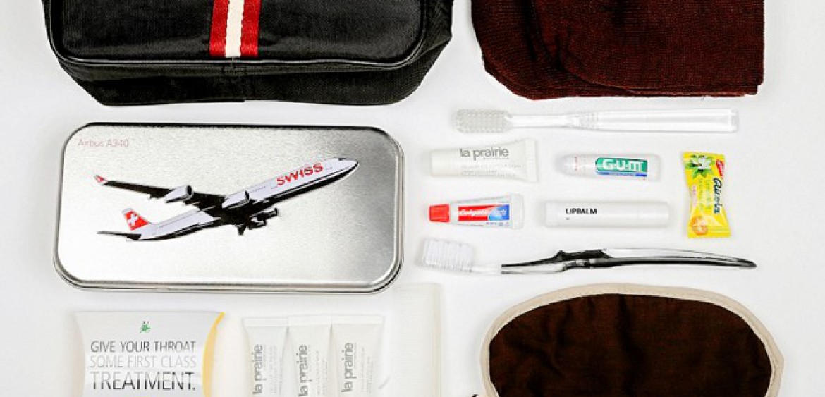 Datum: 2016:04:01 16:30:30 AIRLINE AMENITY BAGS


.... AIRLINE

First class amenity travel bag

The amenity bag is a cherished feature of the long haul flights given to passengers in all classes and by airlines all over the world.