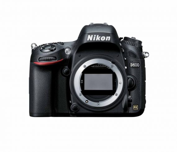 Nikon-D600-front_quadrat