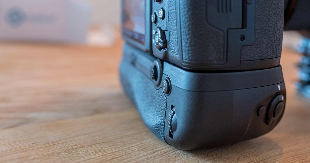 Nikon D850 / MB-D18 Multifunktions-Batterieteil 