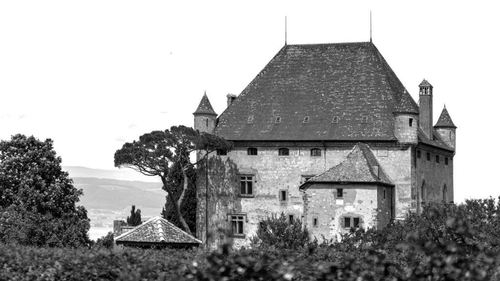 Fachwerkhäuser Yvoire, mittelalterliche Gassen Fotografie, historische Architektur Genfer See.