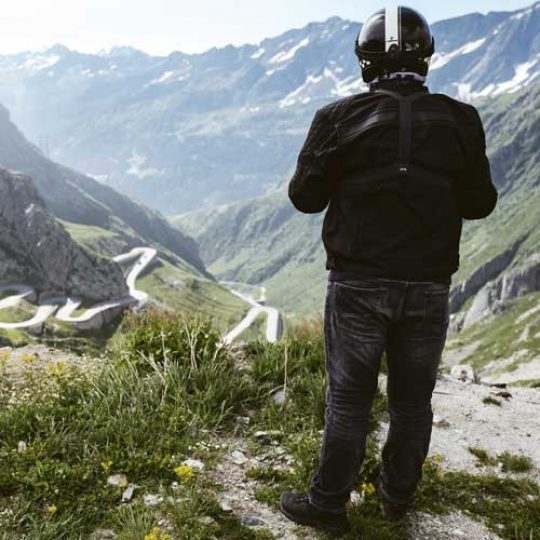 [Vlog] Motorrad-Tour durch die Alpen mit Triumph Bonneville T120 Black und Scrambler 1200 XE