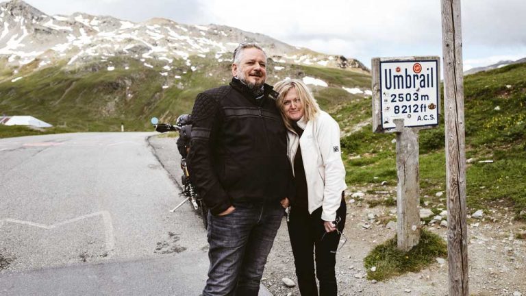 [Vlog] Motorrad-Tour durch die Alpen mit Triumph Bonneville T120 Black und Scrambler 1200 XE