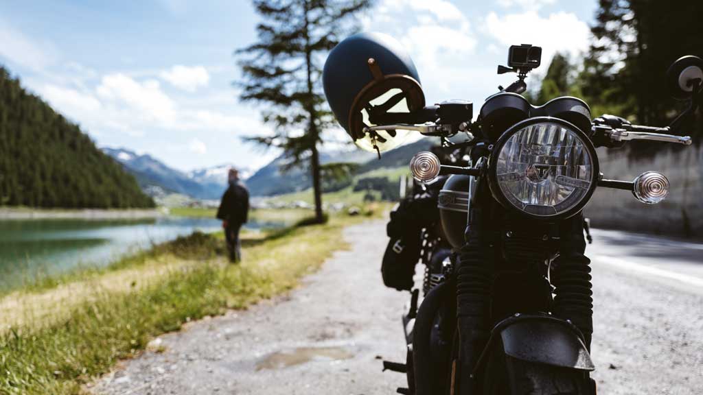 [Vlog] Motorrad-Tour durch die Alpen mit Triumph Bonneville T120 Black und Scrambler 1200 XE