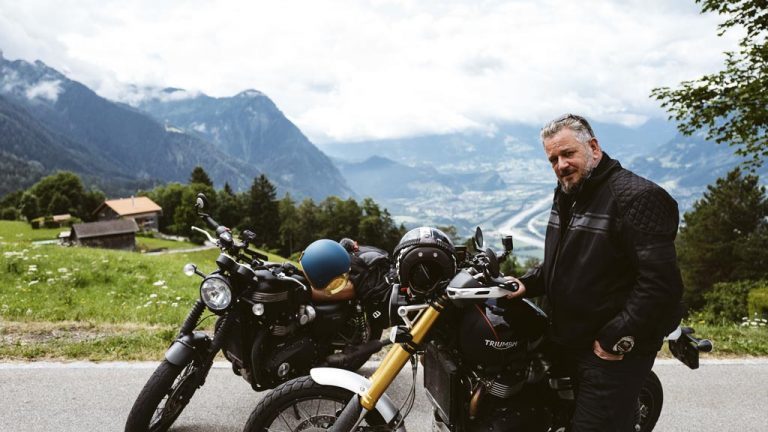 [Vlog] Motorrad-Tour durch die Alpen mit Triumph Bonneville T120 Black und Scrambler 1200 XE