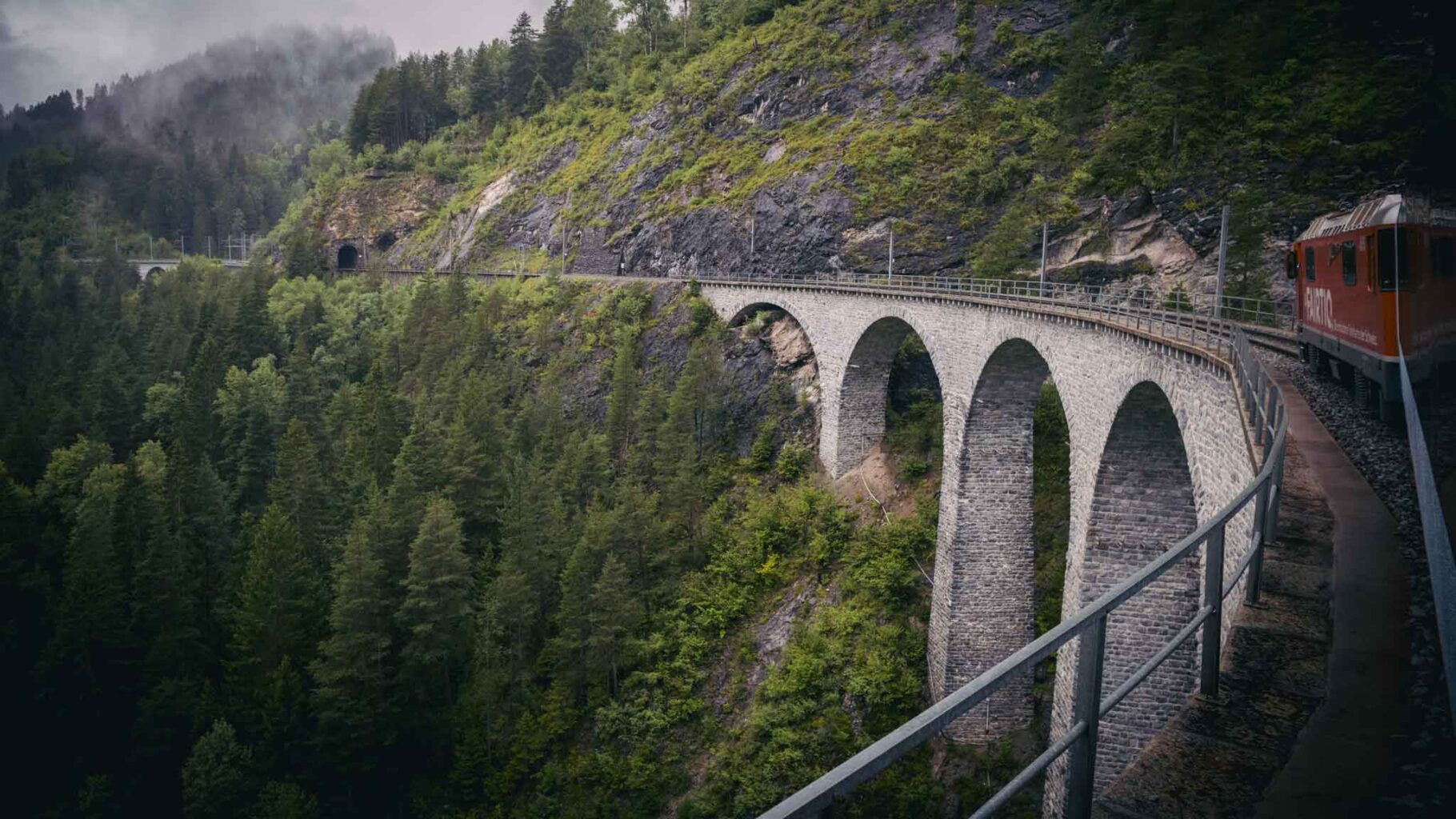 Matterhorn, Wallis, Schweiz 45° 58 ' 35" N, 7° 39' 31"0